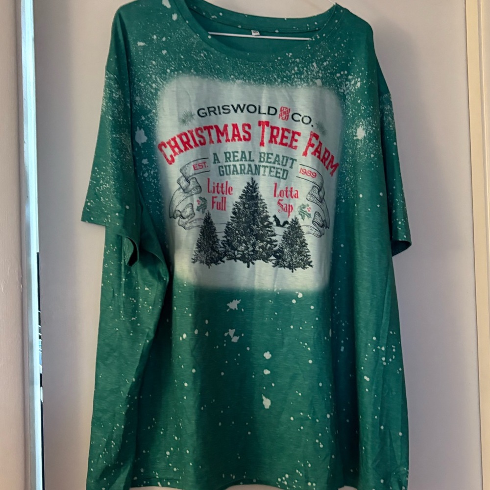 NWOT- Griswold’s Christmas tree farm 
Fun Green and White Splatter T-Shirt 4XL - Picture 4 of 8
